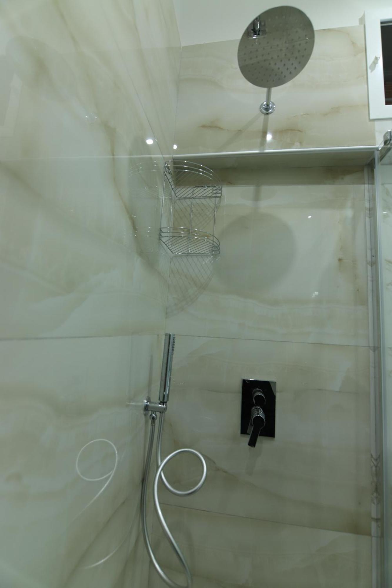 Regina House Apartment Naples Luaran gambar