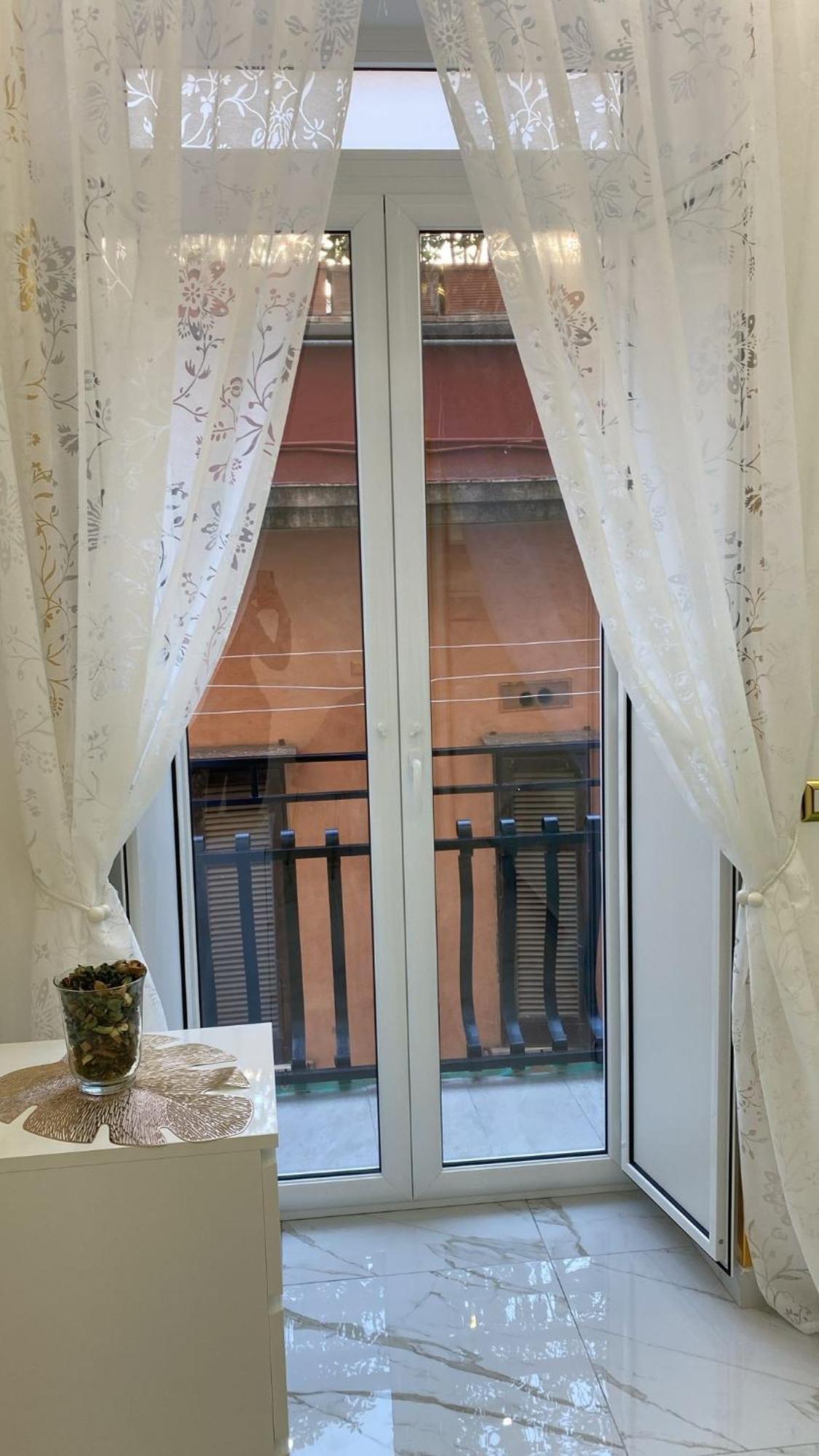 Regina House Apartment Naples Luaran gambar