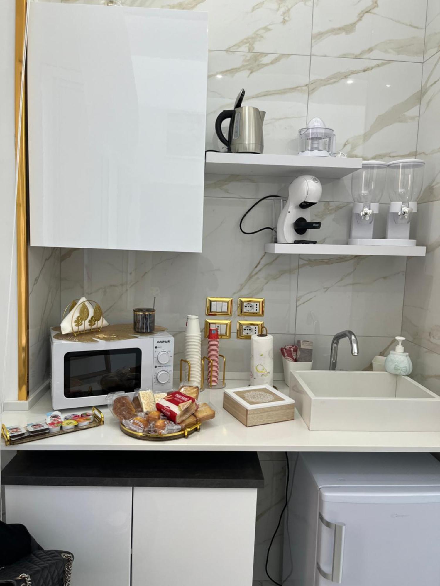 Regina House Apartment Naples Luaran gambar