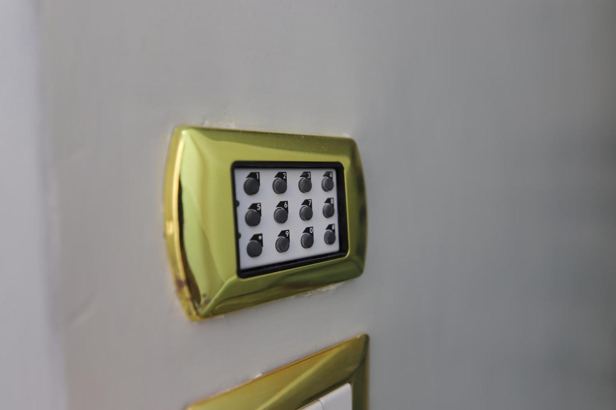Regina House Apartment Naples Luaran gambar